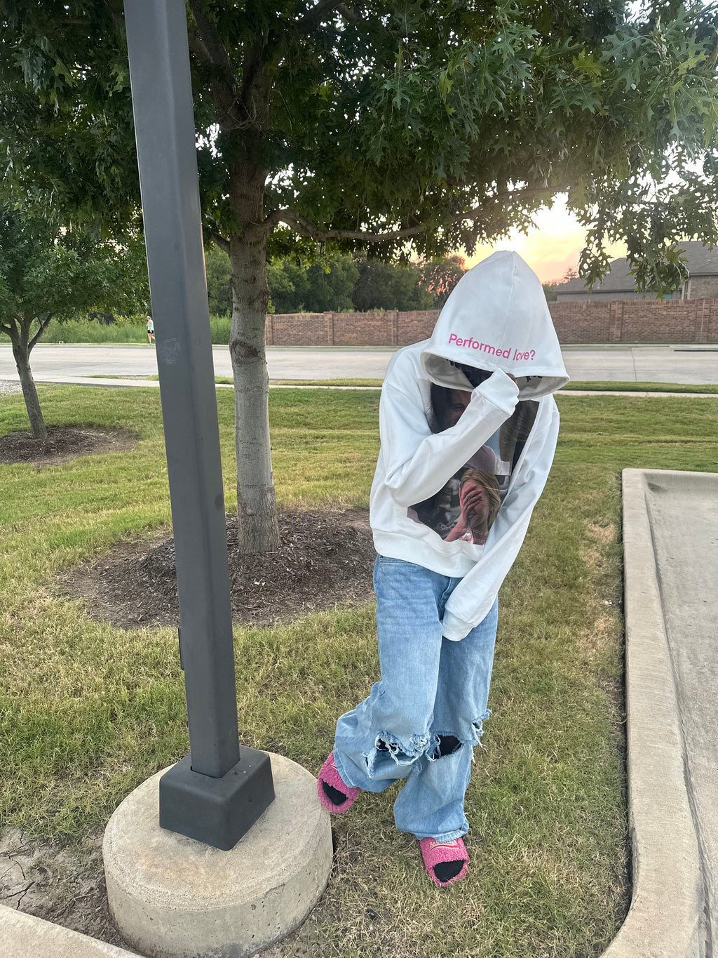 PREFORMED LOVE HOODIE