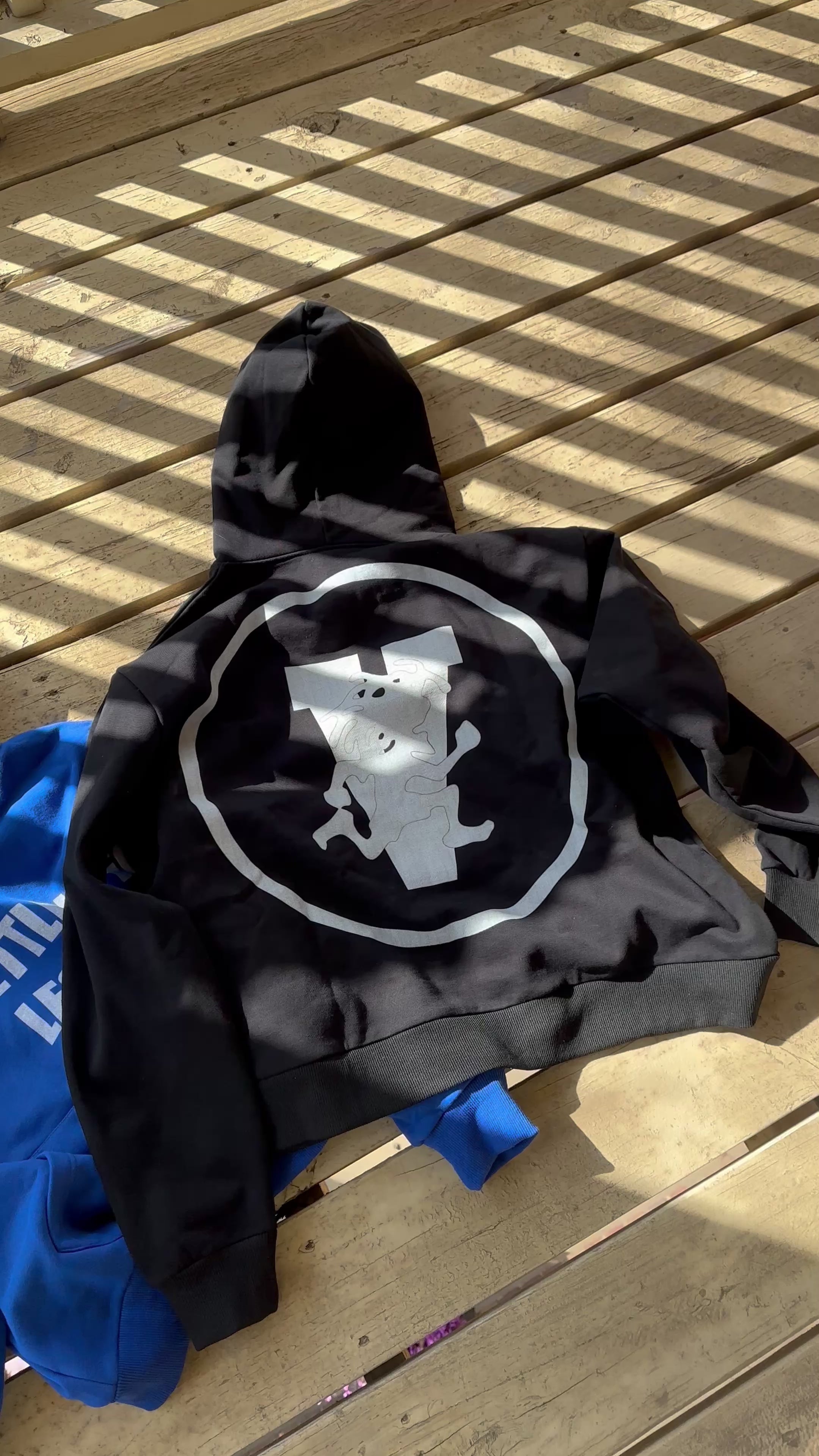 STAMENT HOODIES